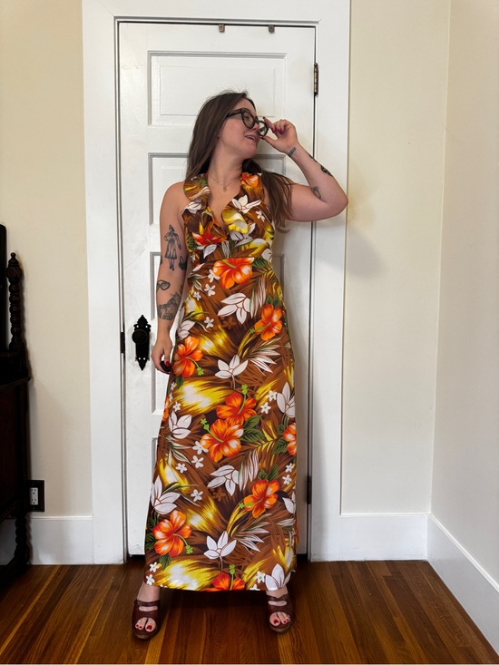 Vintage Dresses & Skirts - 70s Vintage Hawaiian Brown Floral Halter Dress Sz M